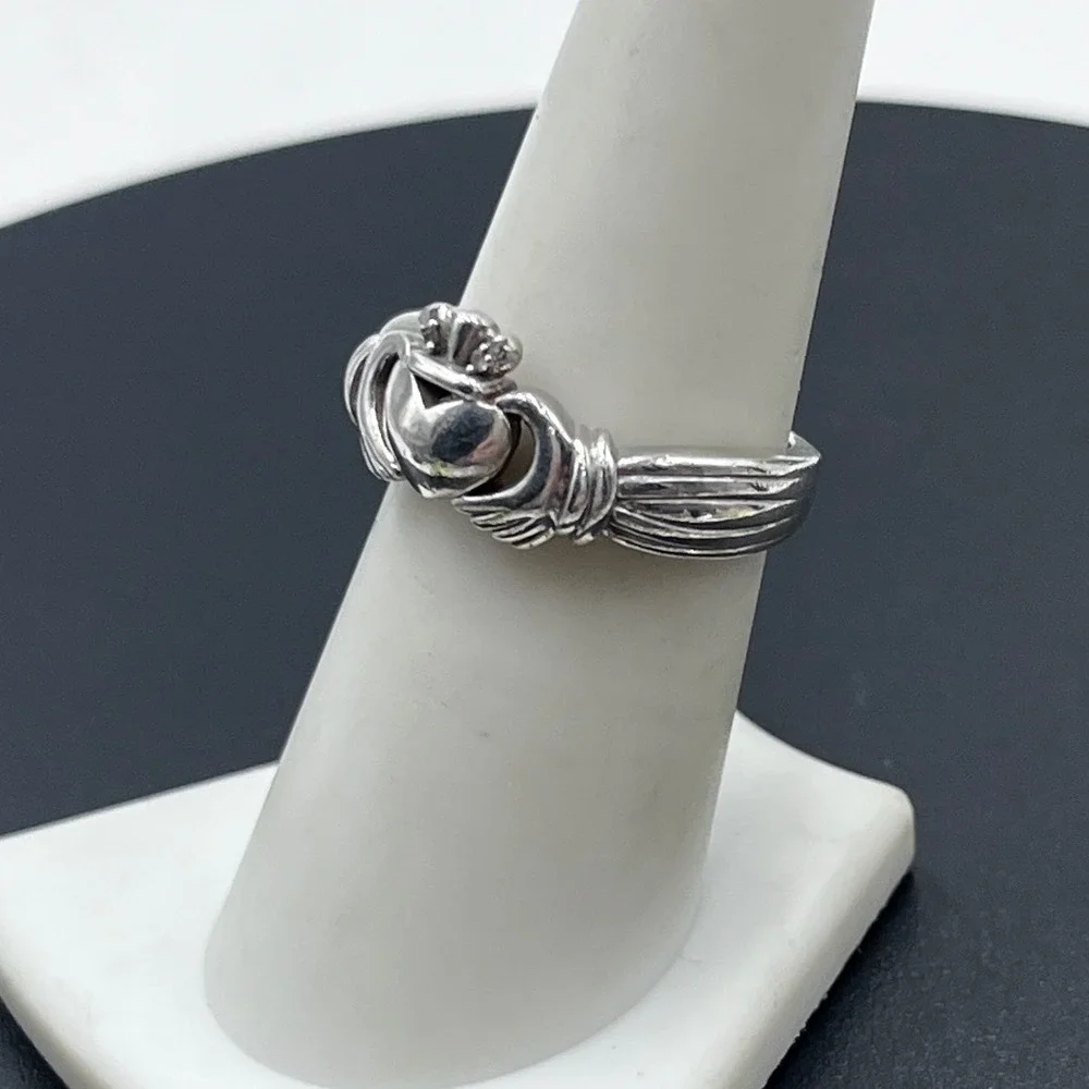 LJ Lucent Jewel Vintage Sterling Silver Irish Claddagh Ring Diamond Accents 7.25